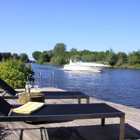 Riverside Holiday Home Near Amsterdam Nigtevecht Exterior photo
