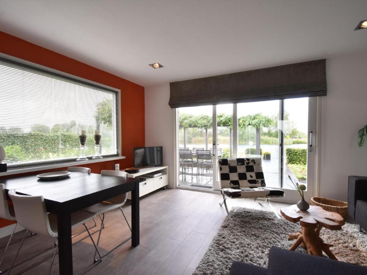 Riverside Holiday Home Near Amsterdam Nigtevecht Exterior photo
