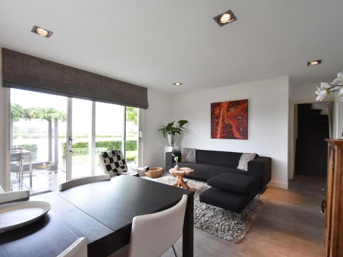 Riverside Holiday Home Near Amsterdam Nigtevecht Exterior photo
