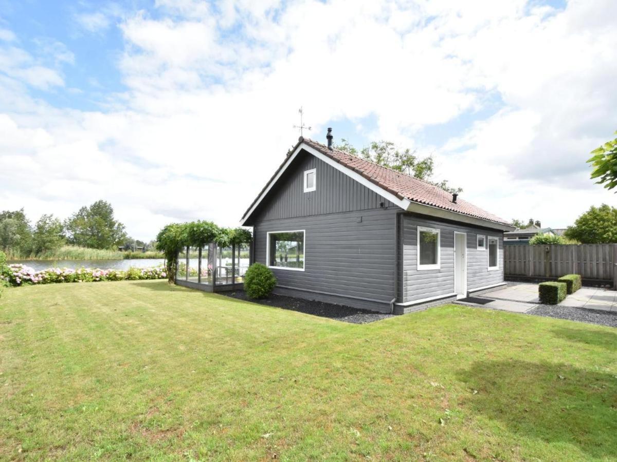 Riverside Holiday Home Near Amsterdam Nigtevecht Exterior photo
